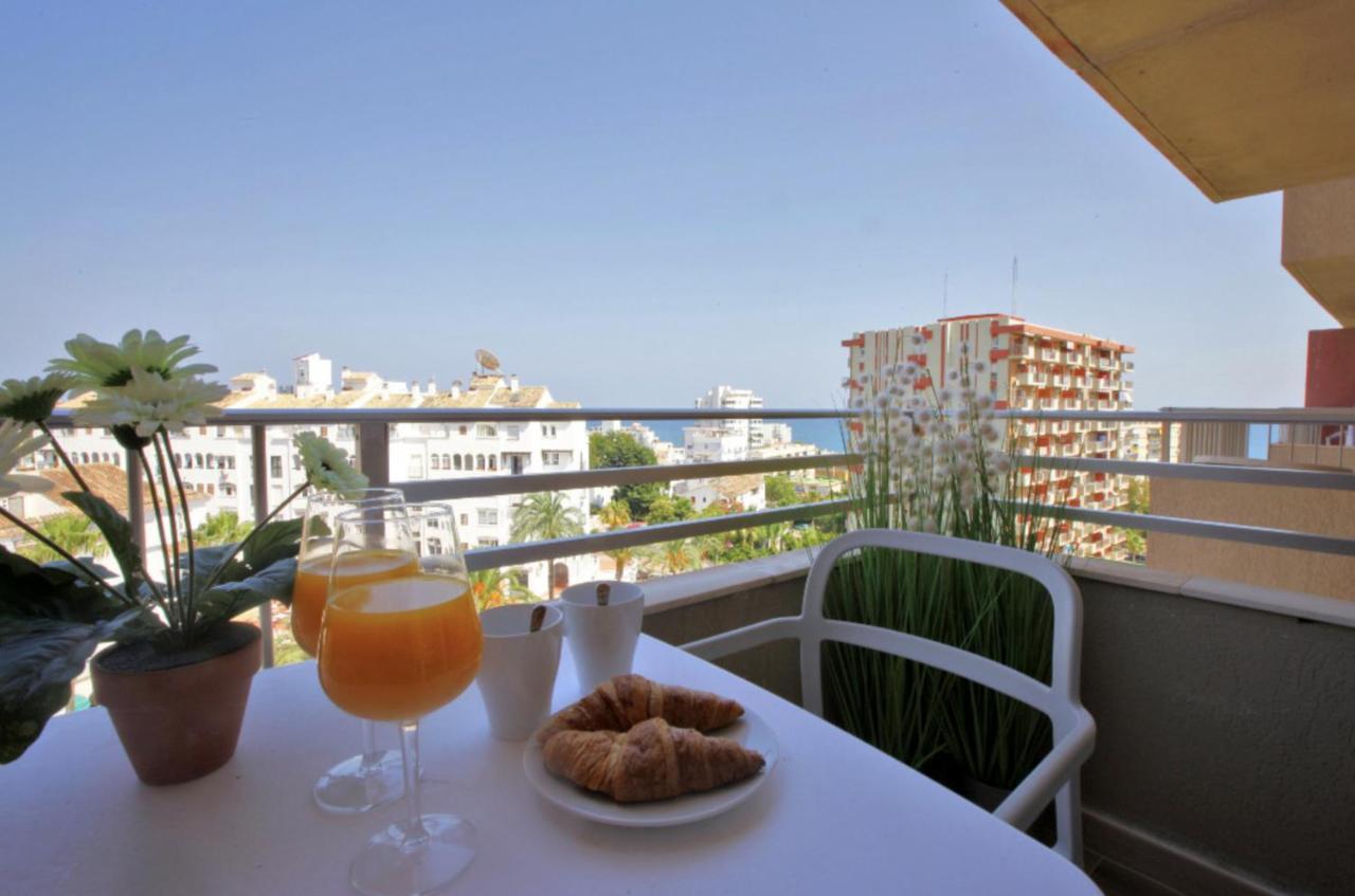 Precioso Apartamento Con Vistas Al Mar Y Piscinas Бенальмадена Екстер'єр фото